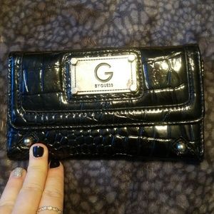 Guess wallet